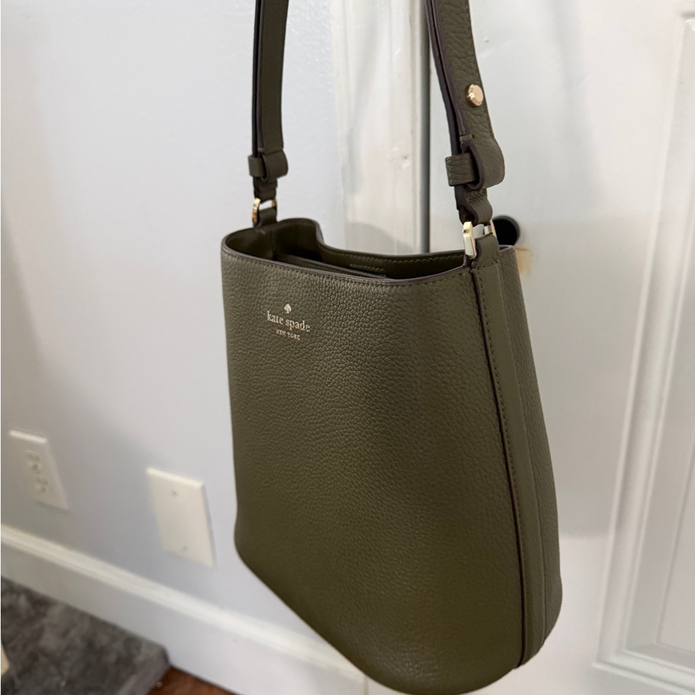 Kate Spade Julia Med Bucket bag - Picture 6 of 13